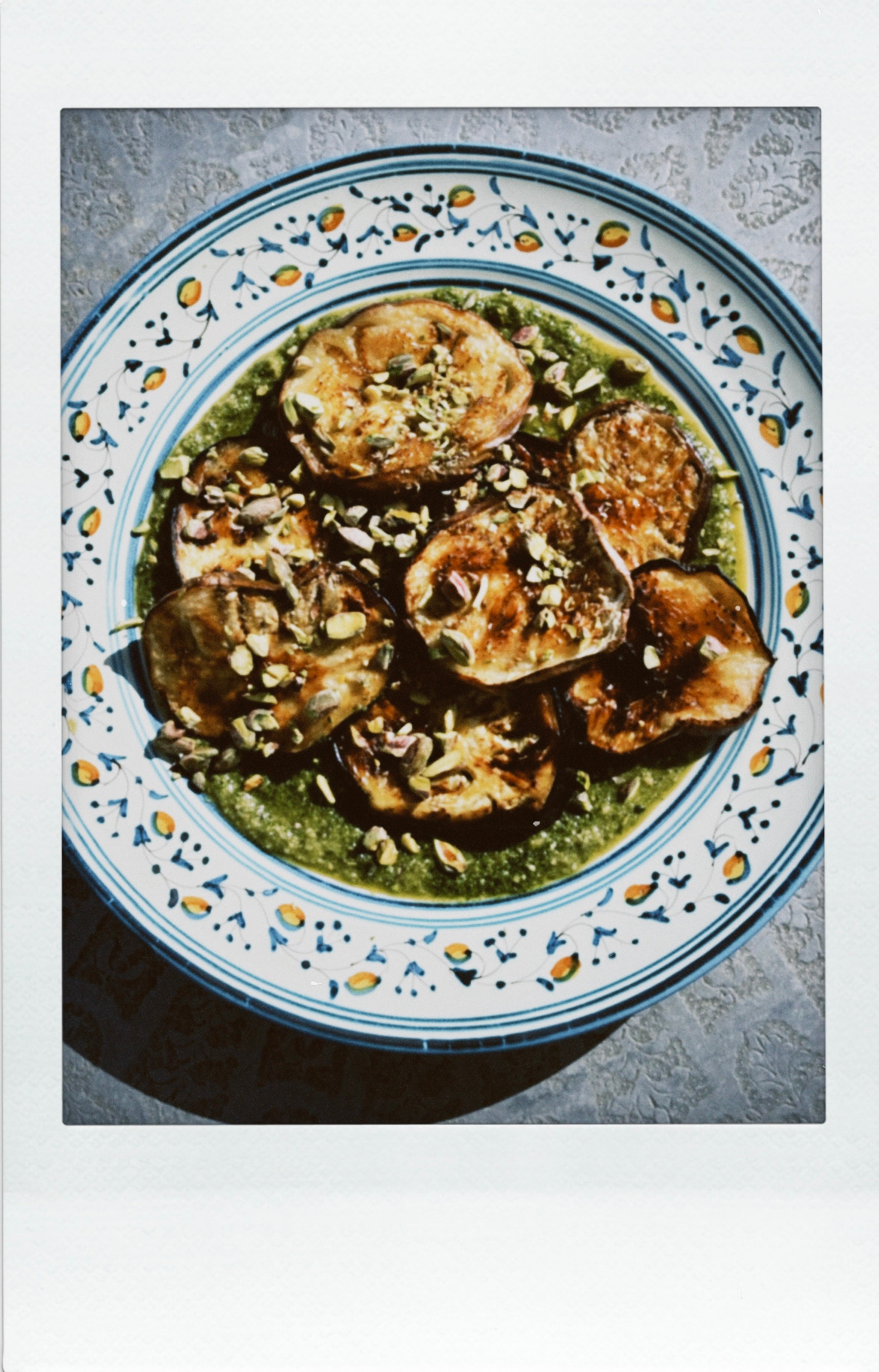 Pistachio Pesto Rounds – pistachio-based, dairy-free, and delicious